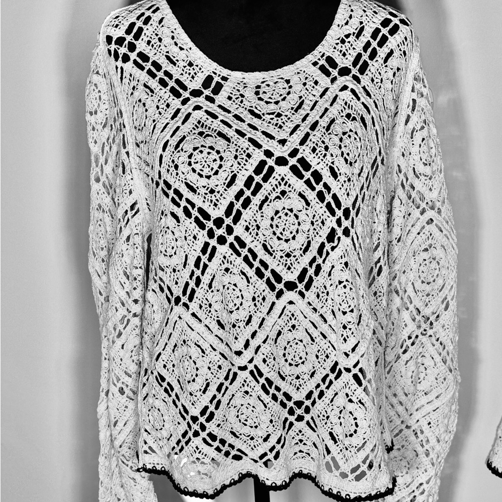 NWT Ultra Pink Crochet Top & Pants. Brand new never worn!